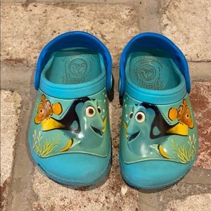 Nemo and Dory Crocs